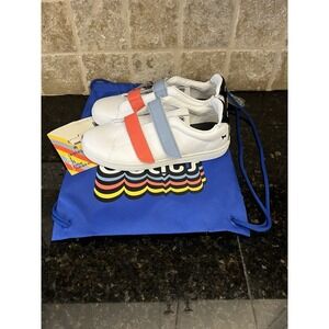 Goats V Sneakers Women's 8.5 NEW With Bag